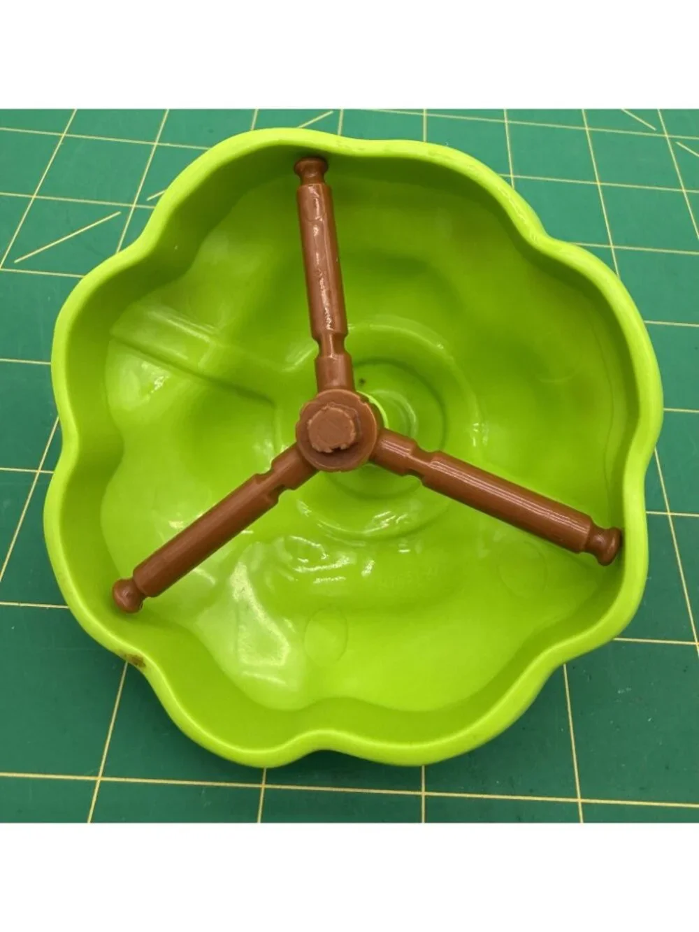 2009 Barbie Playset Doggie Park Walking Dog Puppy Carousel Replacement Part